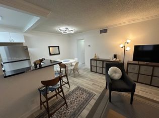 2008 Jackson St APT D3, Hollywood, FL 33020