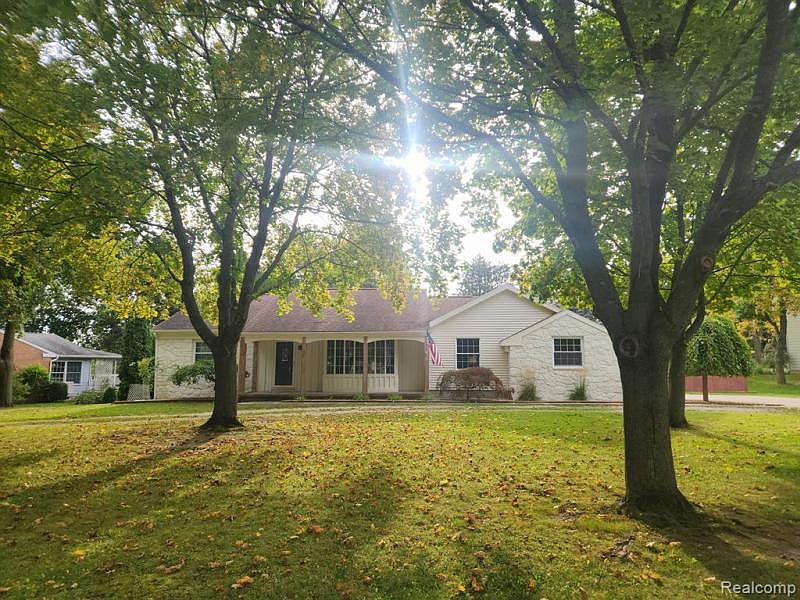 662 Westchester Dr, Caro, MI 48723 Zillow