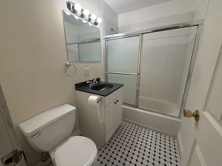 35 Adamson St #2 — Photo 3