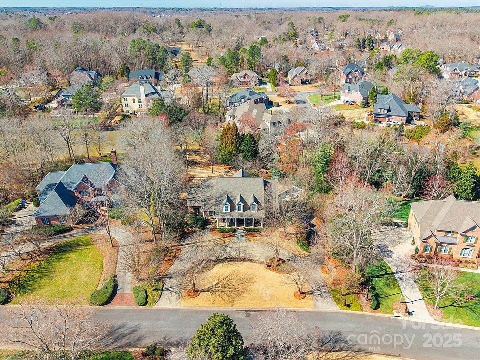 1st image of 1996 Farrow Dr