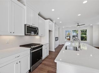 639 22nd St #A, Virginia Beach, VA 23451