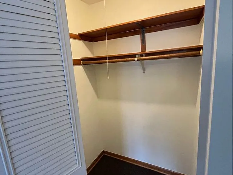 1310 Maryland Ave E — Photo 25