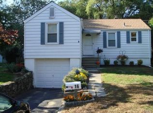 16 Rainbow Rd, Norwalk, CT 06851