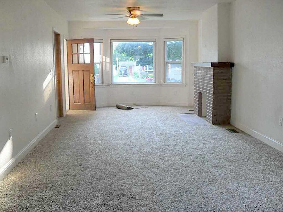 2nd image of 3622 Torrance Dr