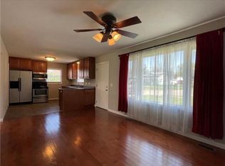 1672 W Division St, Decatur, IL 62526