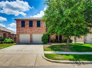 1021 Kimbro Dr, Forney, TX 75126