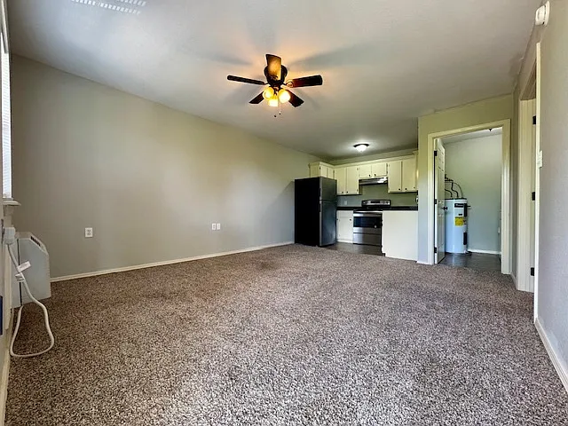 Building Photo - 944 N Storer Ave