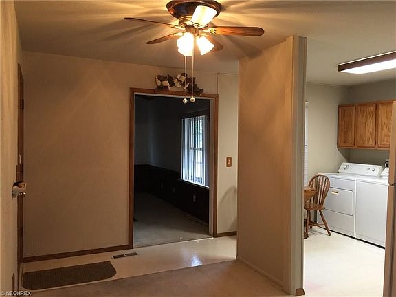 3rd image of 2052 Homewood Dr