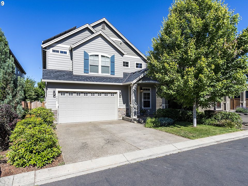 1st image of 141 NE Porto Way