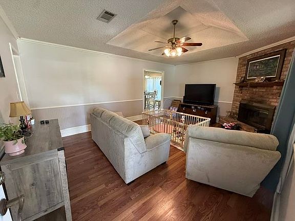 2nd image of 307 Sugar Ridge Dr