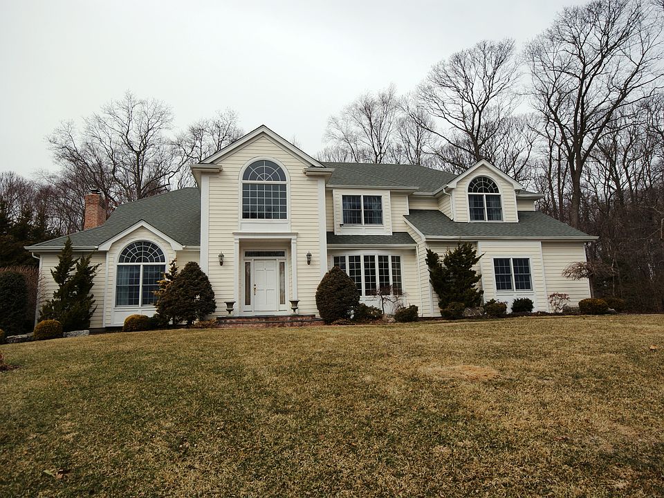 1st image of 35 Nadworny Ln