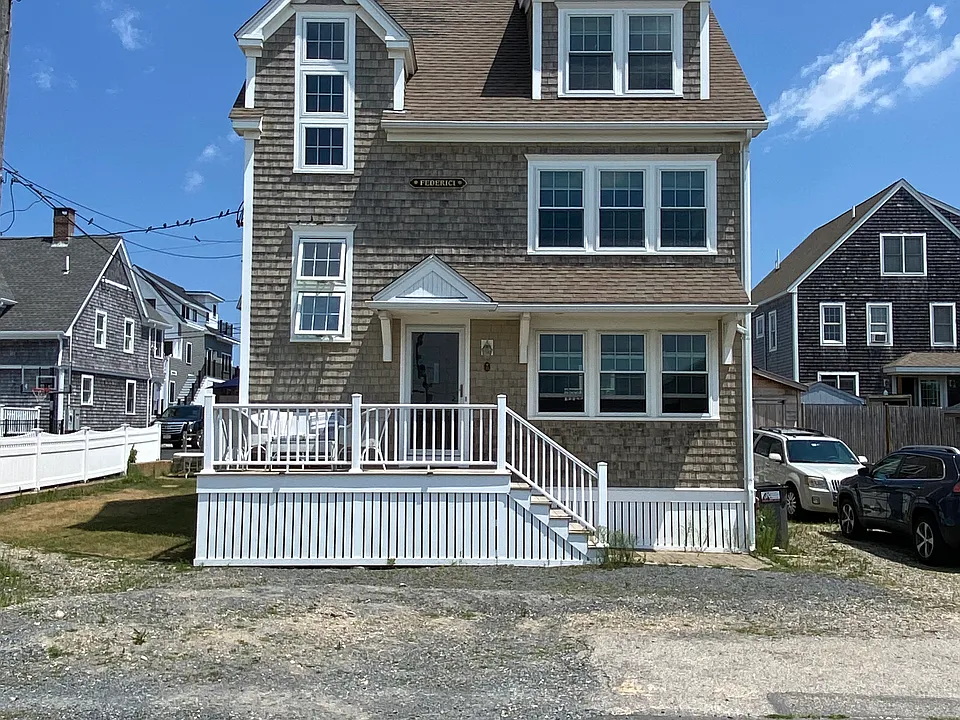 21 Hummock Ln