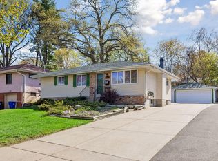 1262 Etna St, Saint Paul, MN 55106