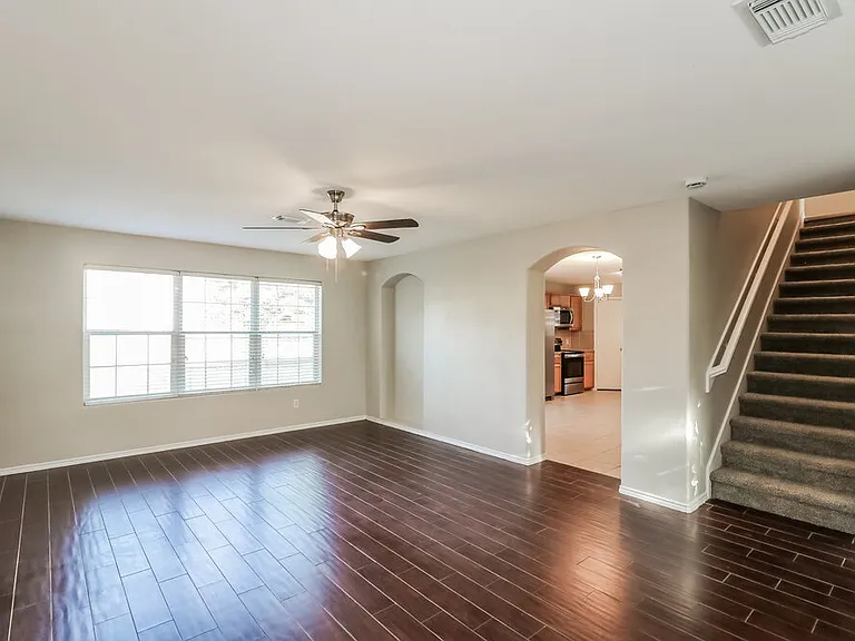 5505 Rio Sabinas St — Photo 6