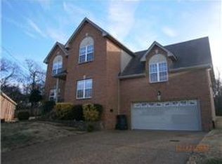 104 Forge Ridge Ct, Nashville, TN 37217