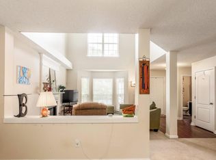 9215 Erinsbrook Dr, Raleigh, NC 27617