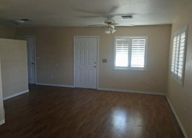 2nd image of 5607 S Pearl Ct