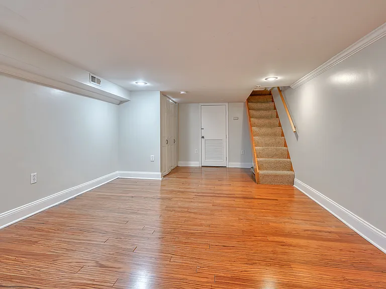 1412 Battery Ave — Photo 32