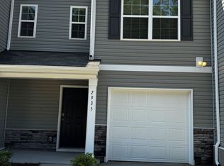 2935 Penninger Cir, Charlotte, NC 28262