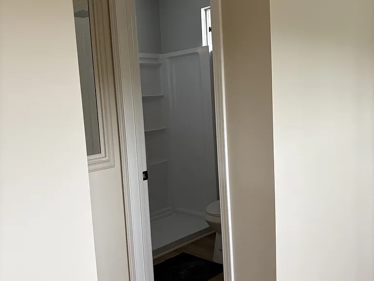 418 Honeysuckle Ln #1-B — Photo 8