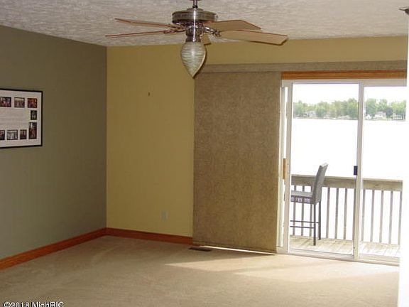 4th image of 6668/6660 Shoreline Ct