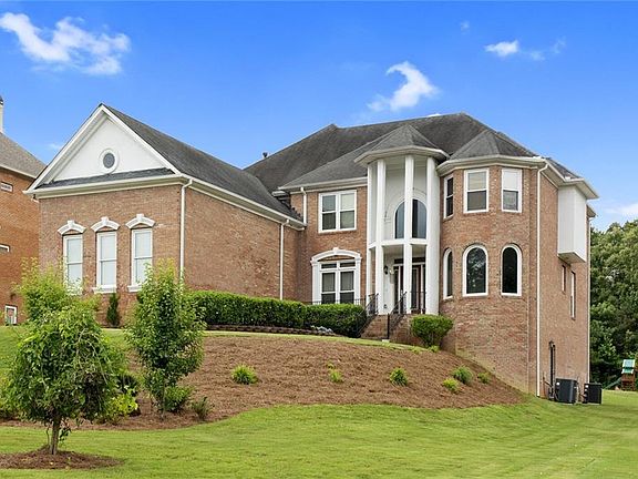 2nd image of 2162 Autumn Chase Dr