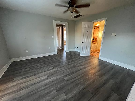 5th image of 495 W Walnut St