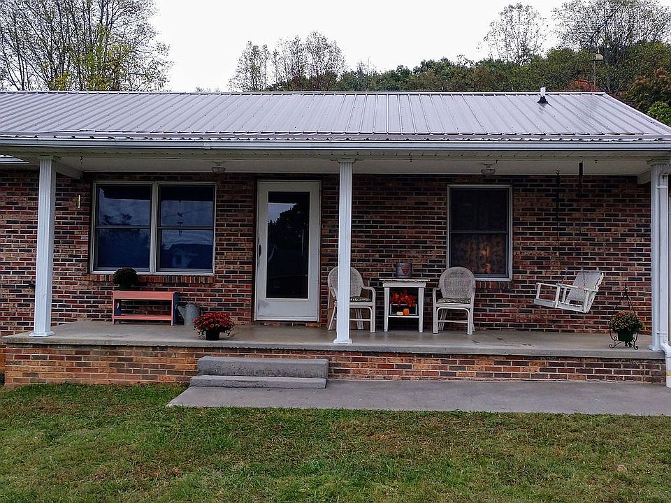 1st image of 156 Shadybrook Dr