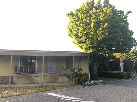 4th image of 580 Ahwanee Ave Spc 21