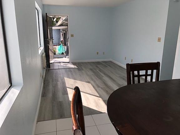 5th image of 6316 Pickering Ave #D