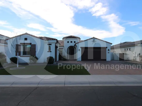 3835 E Carob Dr, Gilbert, AZ 85298