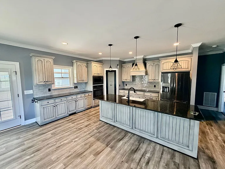 8487 Bend Of The River Rd — Photo 14