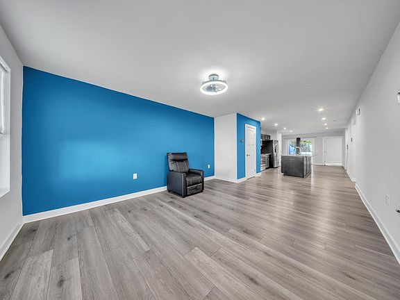 3rd image of 4456 Duparc Way