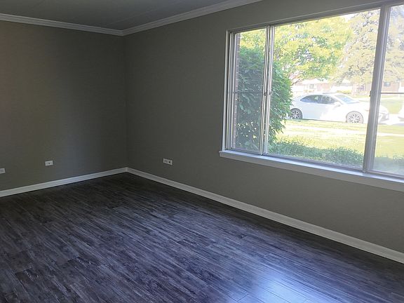 3rd image of 10210 Washington Ave APT 117