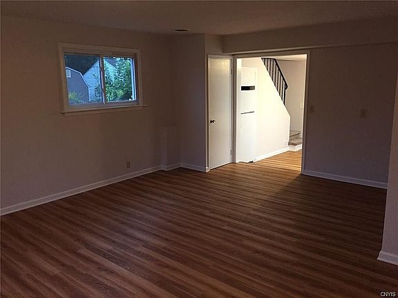 5th image of 101 Kennedy St