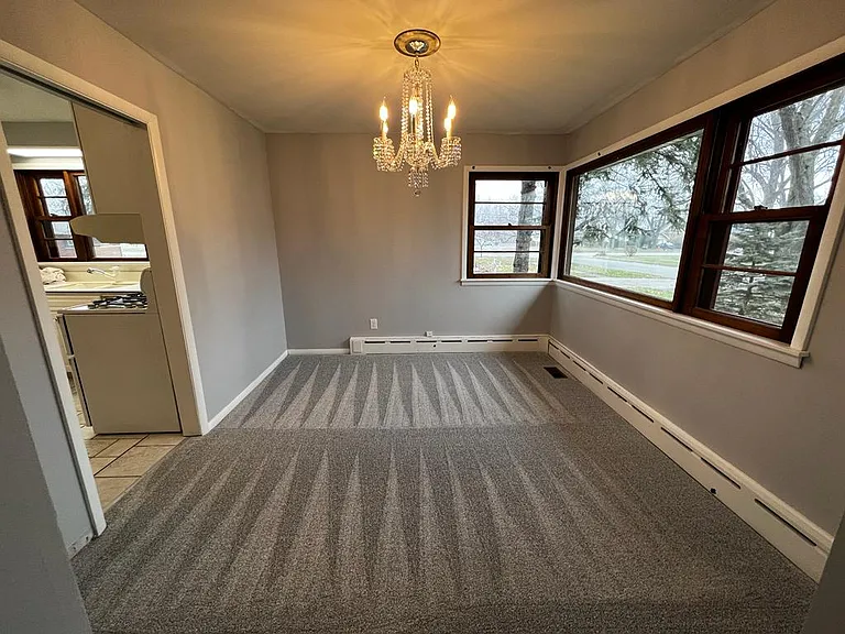 715 Williams Dr — Photo 32