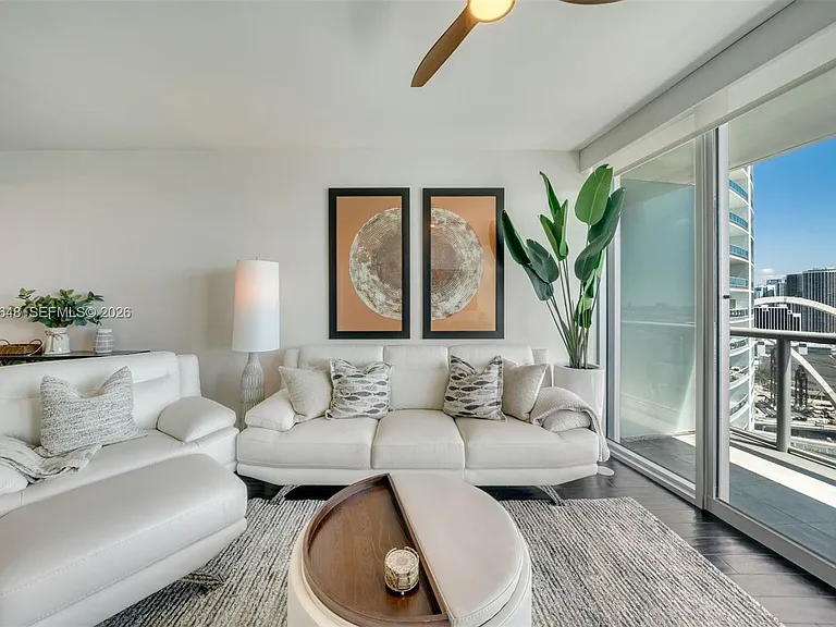 888 Biscayne Blvd #3111 — Photo 5