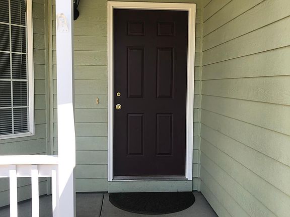 3rd image of 15700 NE 92nd St