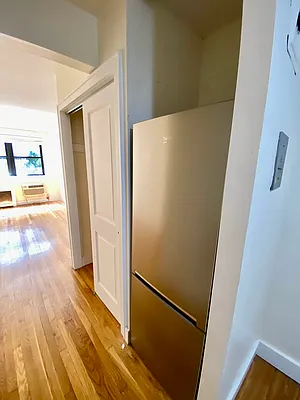 Rented by Douglas Elliman | media 4