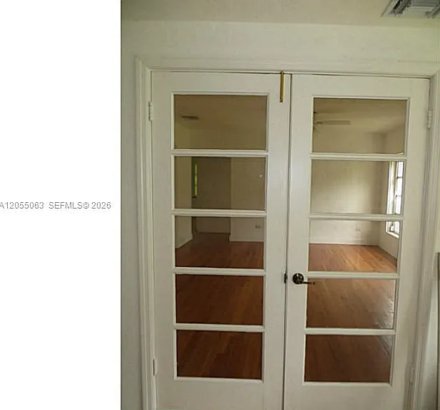 5851 SW 28th St — Photo 24