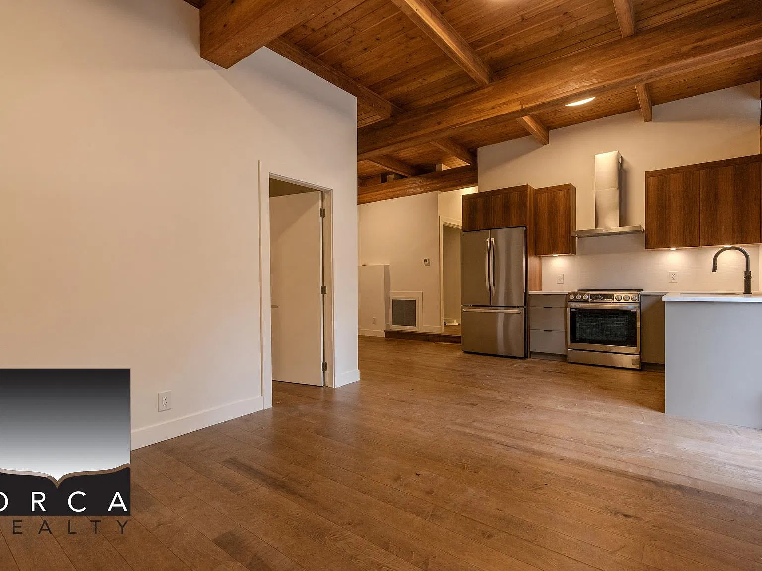 1 bed, 1500 sqft, $2,000 — Photo 3