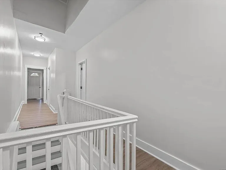 25 Whittier St — Photo 12