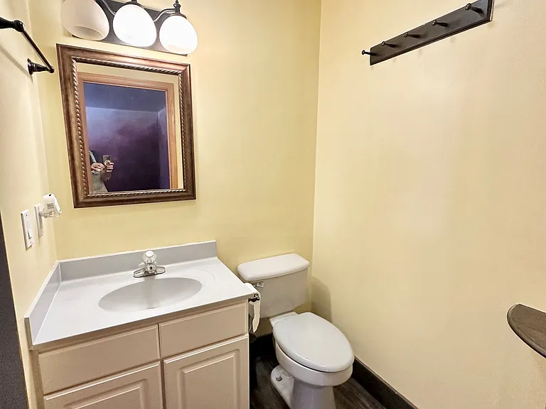 107 Franklin St #C0 — Photo 6
