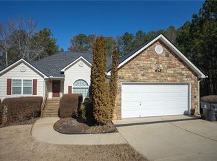 88 Alexis Dr, Dallas, GA 30132