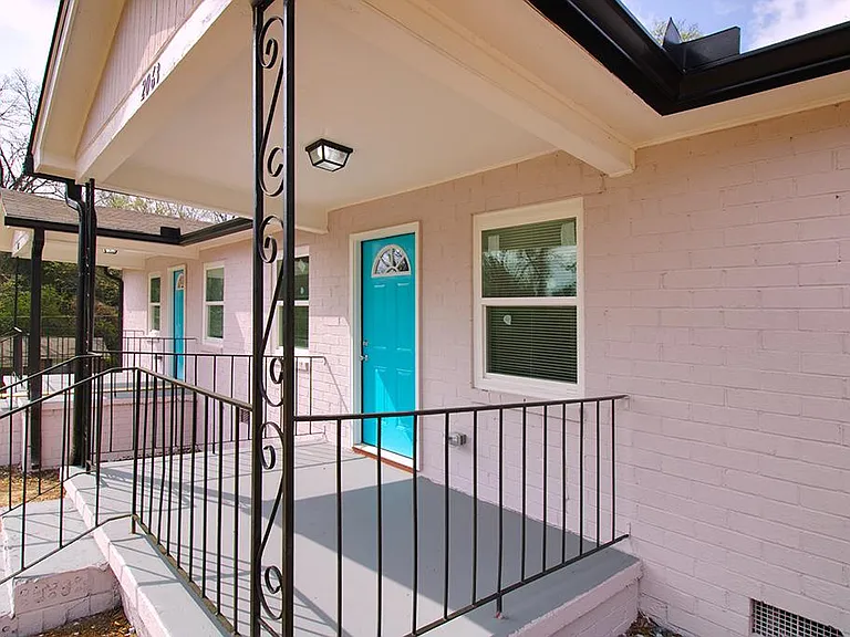 2062 Hart Smith St #1-4 — Photo 2