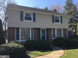 8 Elmwood Ter, Lancaster, PA 17601