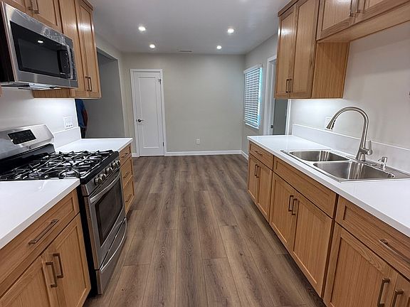 3rd image of 234 N Drexel Ave