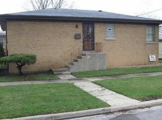 313 Park Ct, Bellwood, IL
