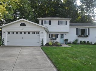 1733 Timber Ct, Twinsburg, OH 44087
