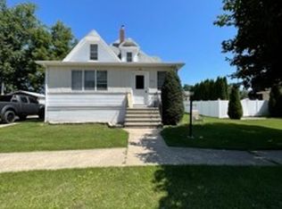 303 W Jackson St, Ohio, IL 61349